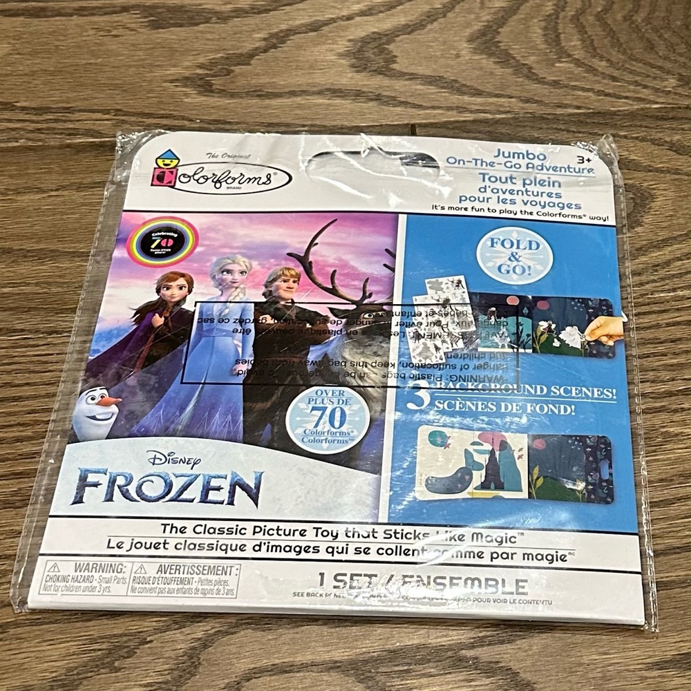 New Disney Frozen Doll Colorforms Jumbo On the Go Adventure 72 Colorforms fold